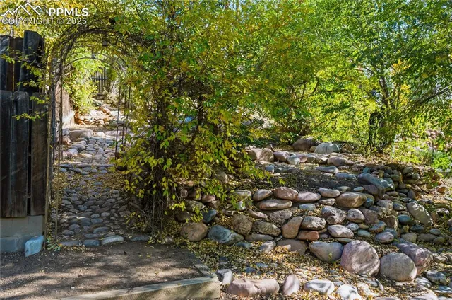 $374,000 | 1126 West Kiowa Street, Colorado Springs, CO 80904