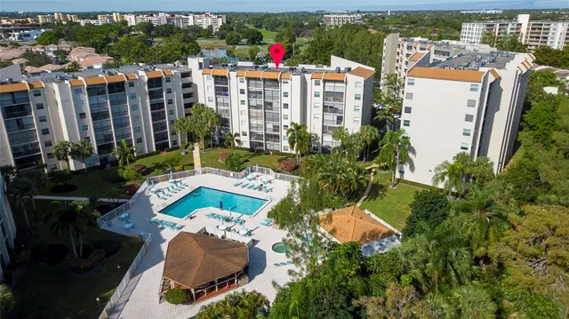 $1,800 | 3930 Inverrary Boulevard, Unit 702, Lauderhill, FL 33319