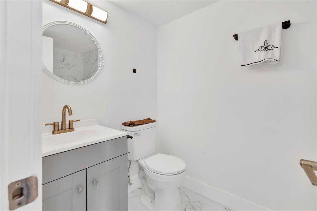 3930 Inverrary Boulevard, Unit 702 Lauderhill, FL 33319 - Photo 6 of 43