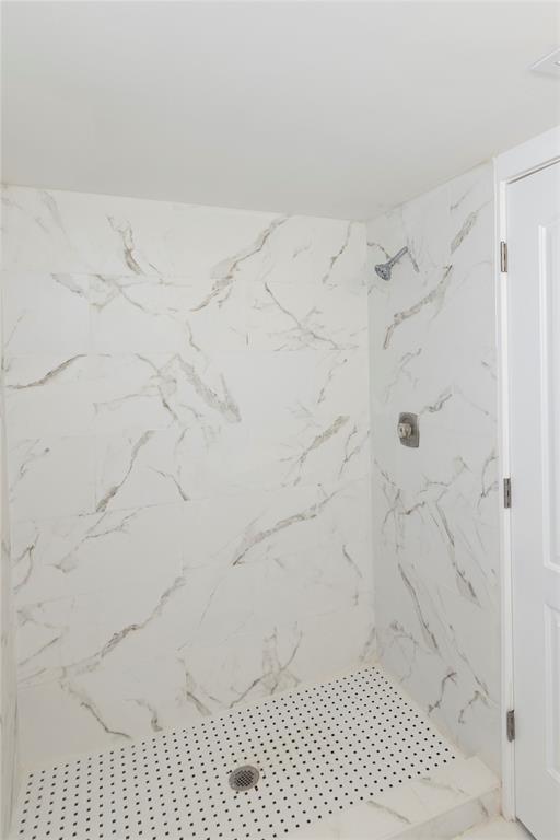 3930 Inverrary Boulevard, Unit 702 Lauderhill, FL 33319 - Photo 8 of 43