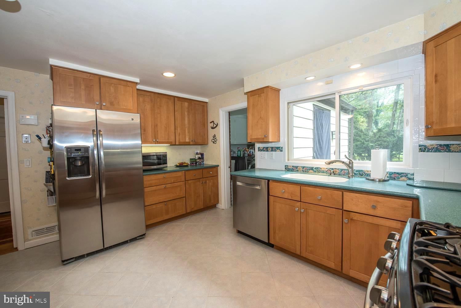 205 Spruce Tree Road Radnor, PA 19087 - Photo 9 of 31