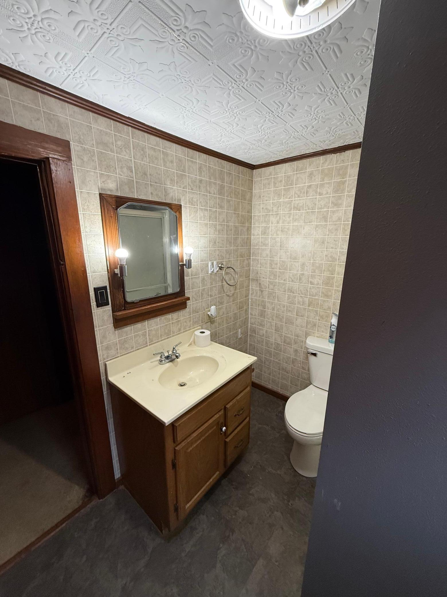 401 Bedal Street Walnut Grove, MN 56180 - Photo 13 of 18