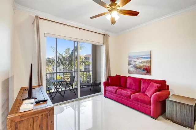 $298,000 | 3600 Oaks Clubhouse Drive, Unit 408, Pompano Beach, FL 33069