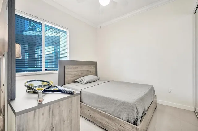 $298,000 | 3600 Oaks Clubhouse Drive, Unit 408, Pompano Beach, FL 33069