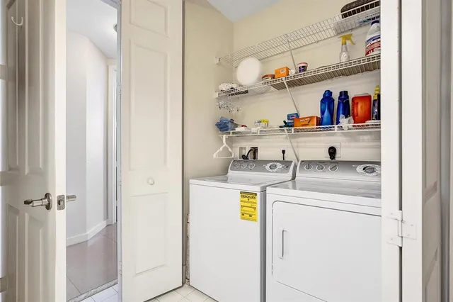 $298,000 | 3600 Oaks Clubhouse Drive, Unit 408, Pompano Beach, FL 33069