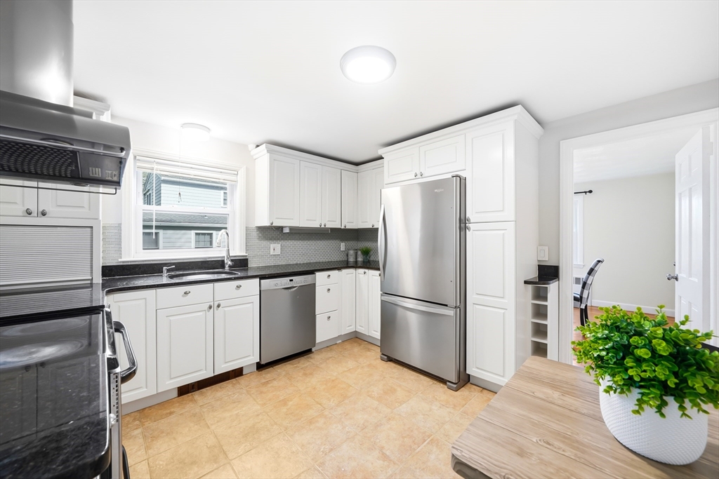 6 Brookside Avenue Lexington, MA 02421 - Photo 13 of 42