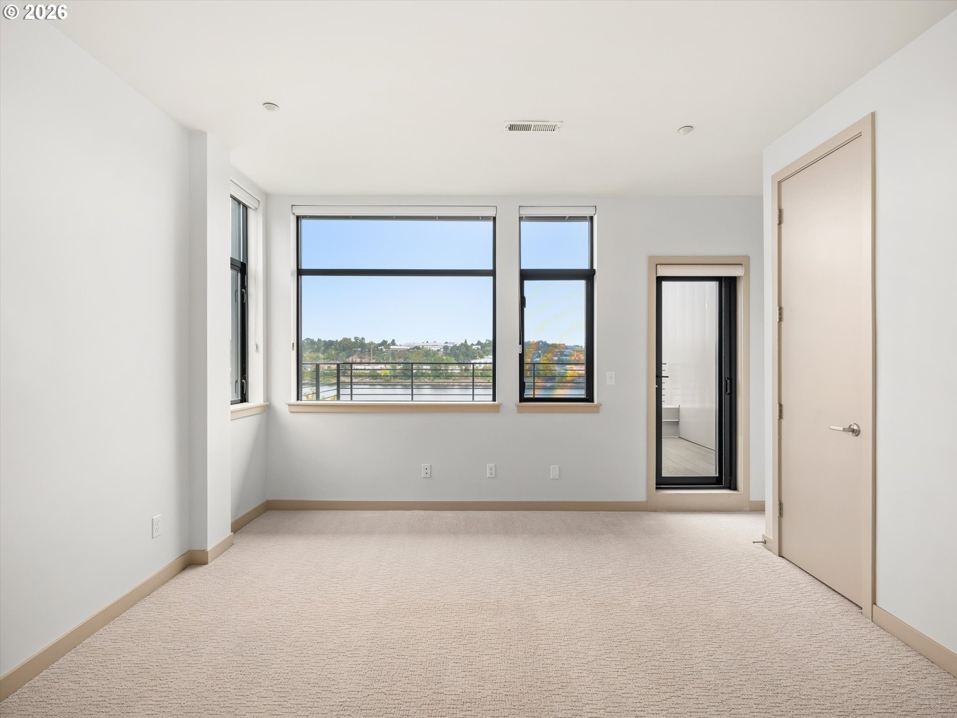 1742 Northwest Riverscape Street, Unit 1742 Portland, OR 97209 - Photo 18 of 31 Gallery Image 18