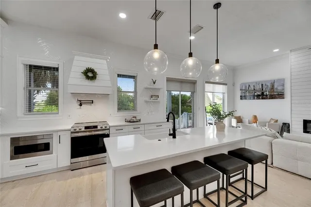 $3,000 | 6512 Simone Shores Circle, Apollo Beach, FL 33572