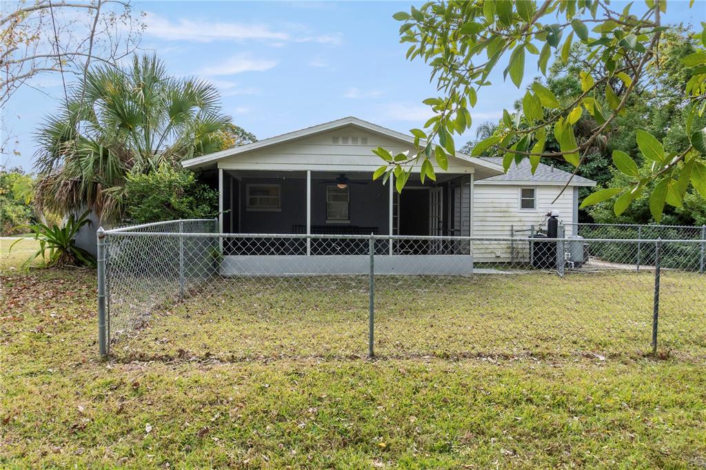 340 Periwinkle Road Venice, FL 34293 - Photo 25 of 36