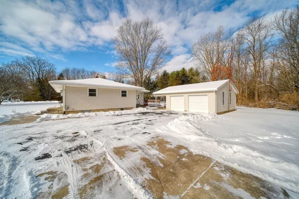 $220,000 | 6728 King Road, Spring Arbor, MI 49283