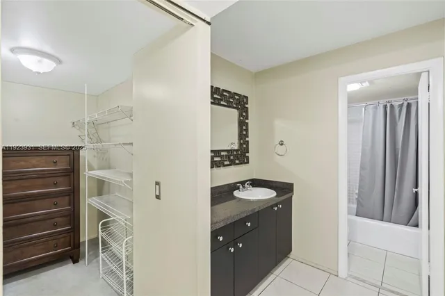 a view of walk in closet