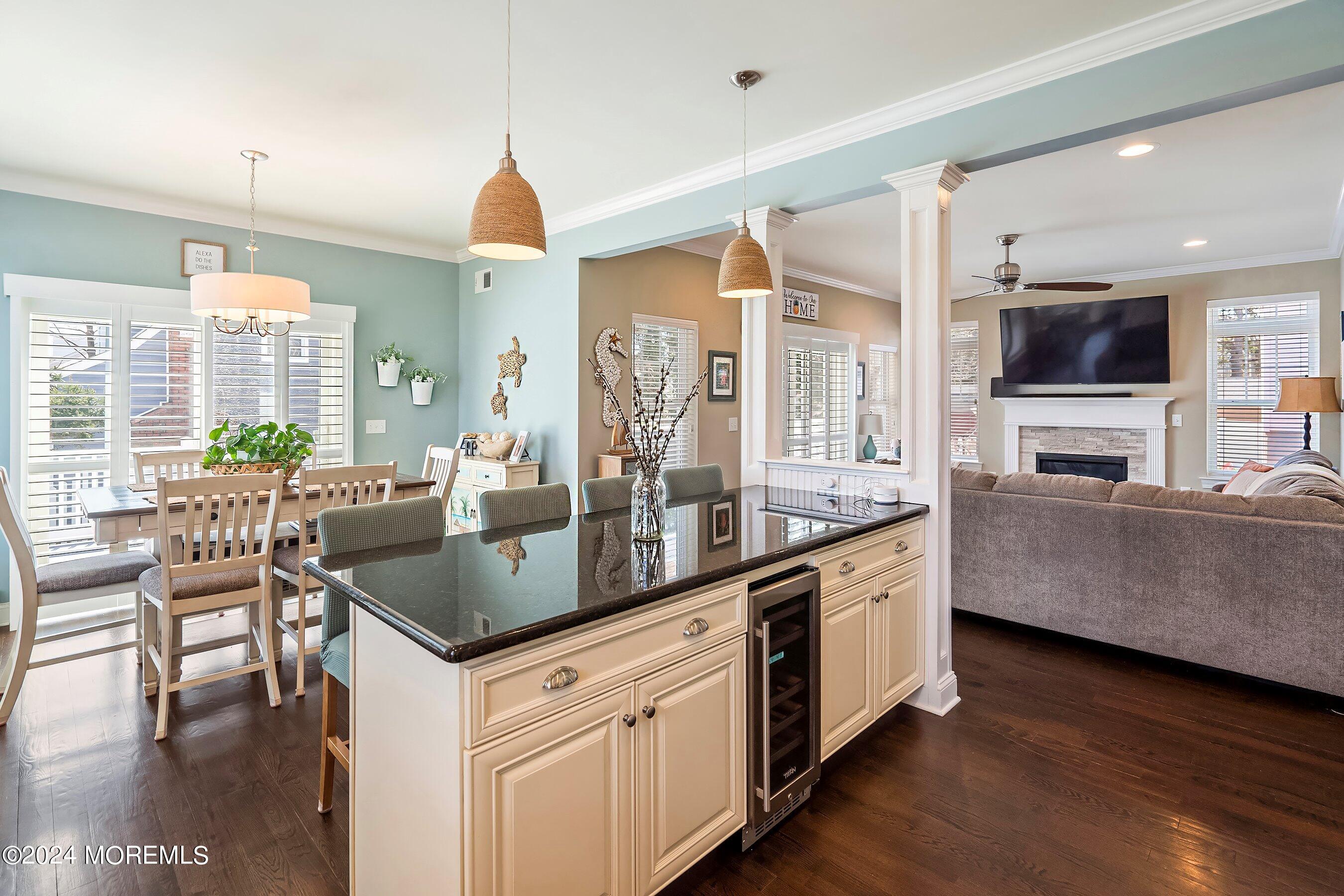 119 Green Island Road Toms River, NJ 08753 - Photo 6 of 37 10-Kitchen to Dining