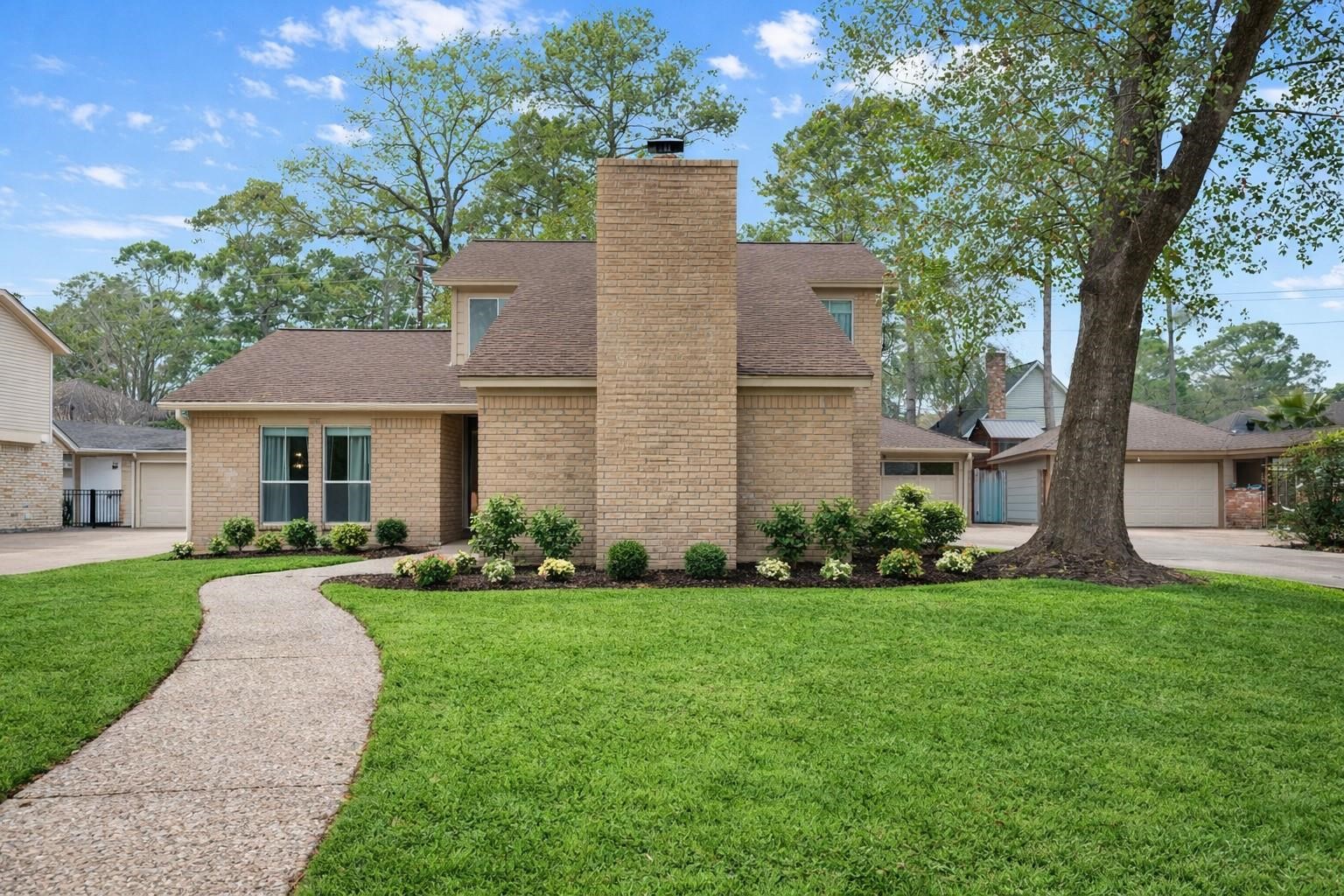 14907 Oak Bluff Court Houston, TX 77070 - Photo 3 of 19 Welcome home to 14907 Oak Bluff Court.