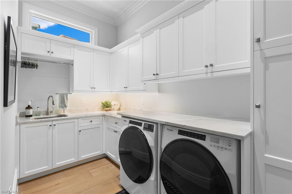 103 Bayview Avenue Naples, FL 34108 - Photo 12 of 27