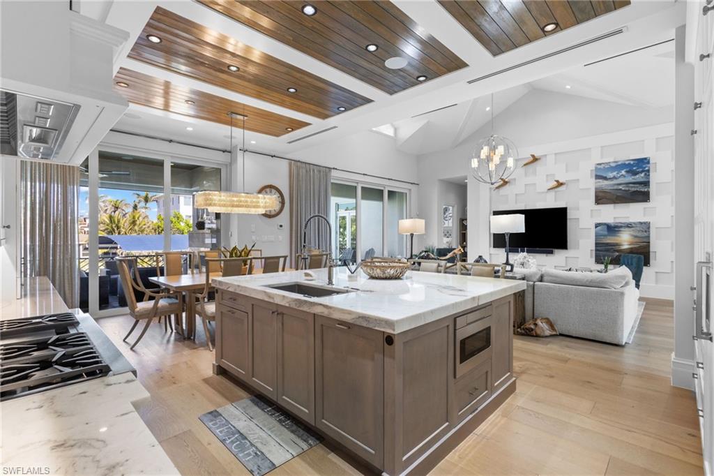 103 Bayview Avenue Naples, FL 34108 - Photo 21 of 27