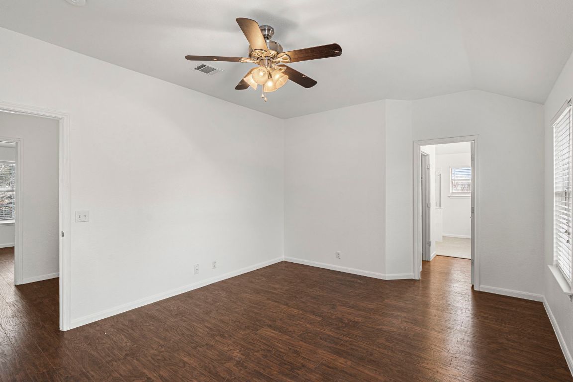 210 Summerside Avenue Lockhart, TX 78644 - Photo 17 of 29