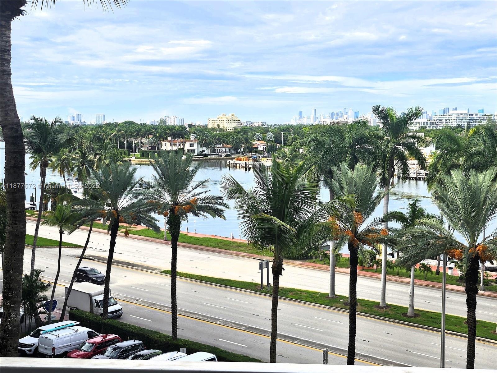 5161 Collins Avenue, Unit 707 Miami Beach, FL 33140 - Photo 28 of 69