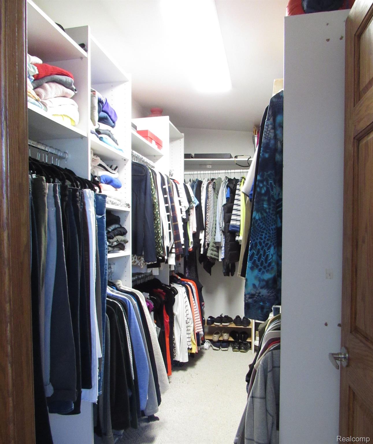 3383 East Rolston Road Fenton, MI 48430 - Photo 41 of 53 2nd Floor Master Bedroom Walk in Closet