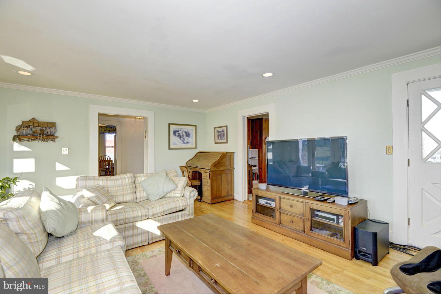 13701 Old Rover Road West Friendship, MD 21794 - Photo 8 of 23 Family Room