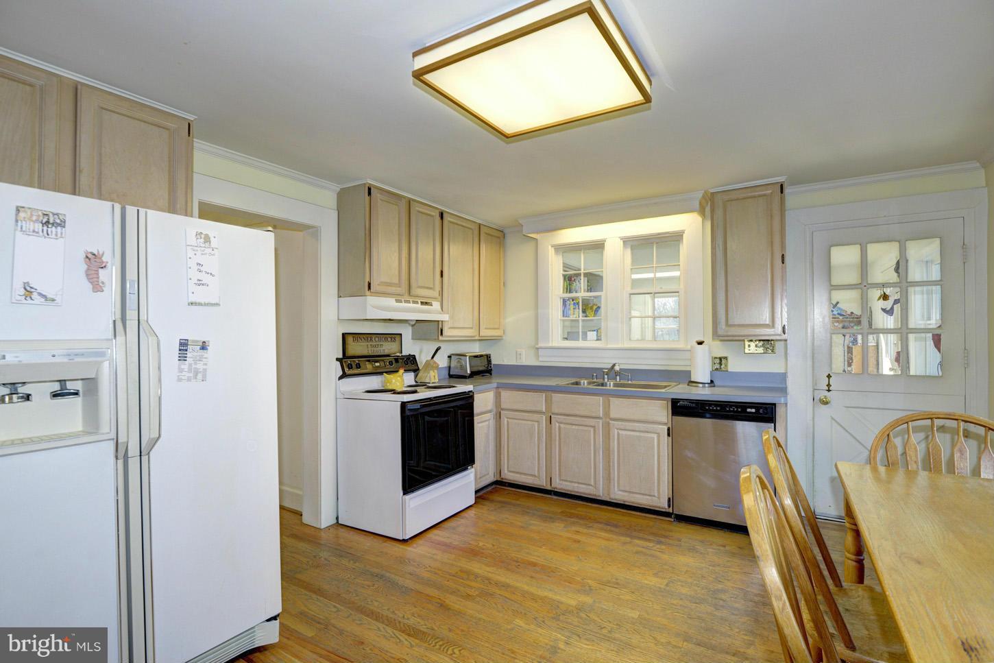 13701 Old Rover Road West Friendship, MD 21794 - Photo 9 of 23 Kitchen