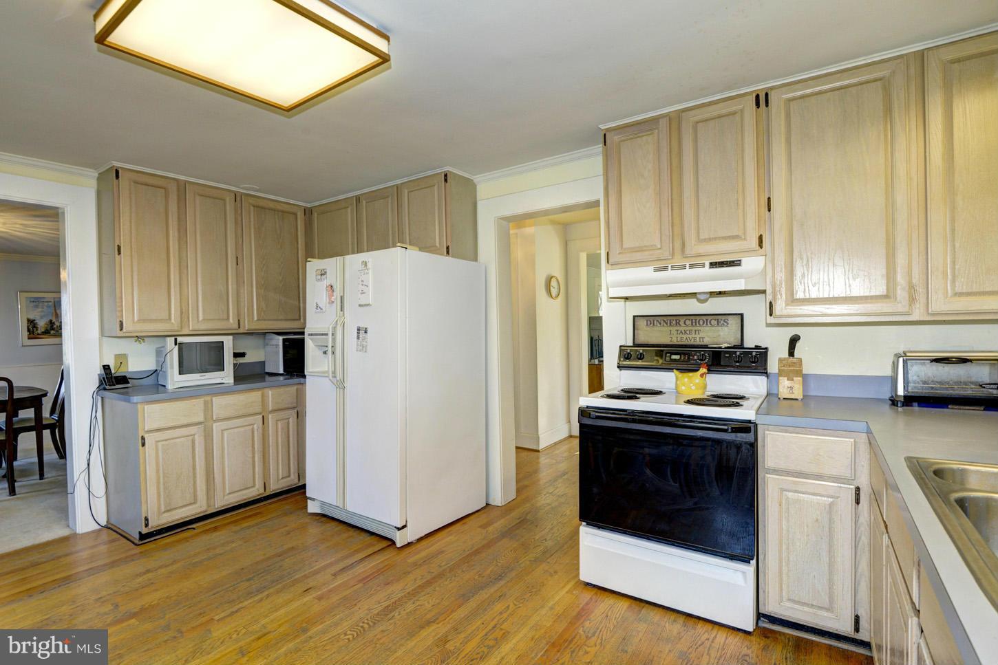 13701 Old Rover Road West Friendship, MD 21794 - Photo 10 of 23 Kitchen