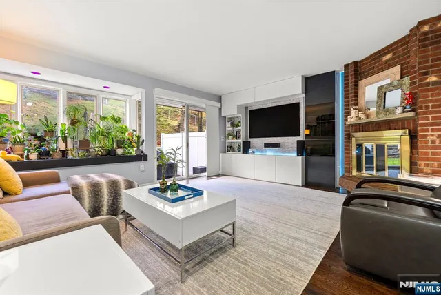 $514,900 | 149 Marion Drive, West Orange, NJ 07052