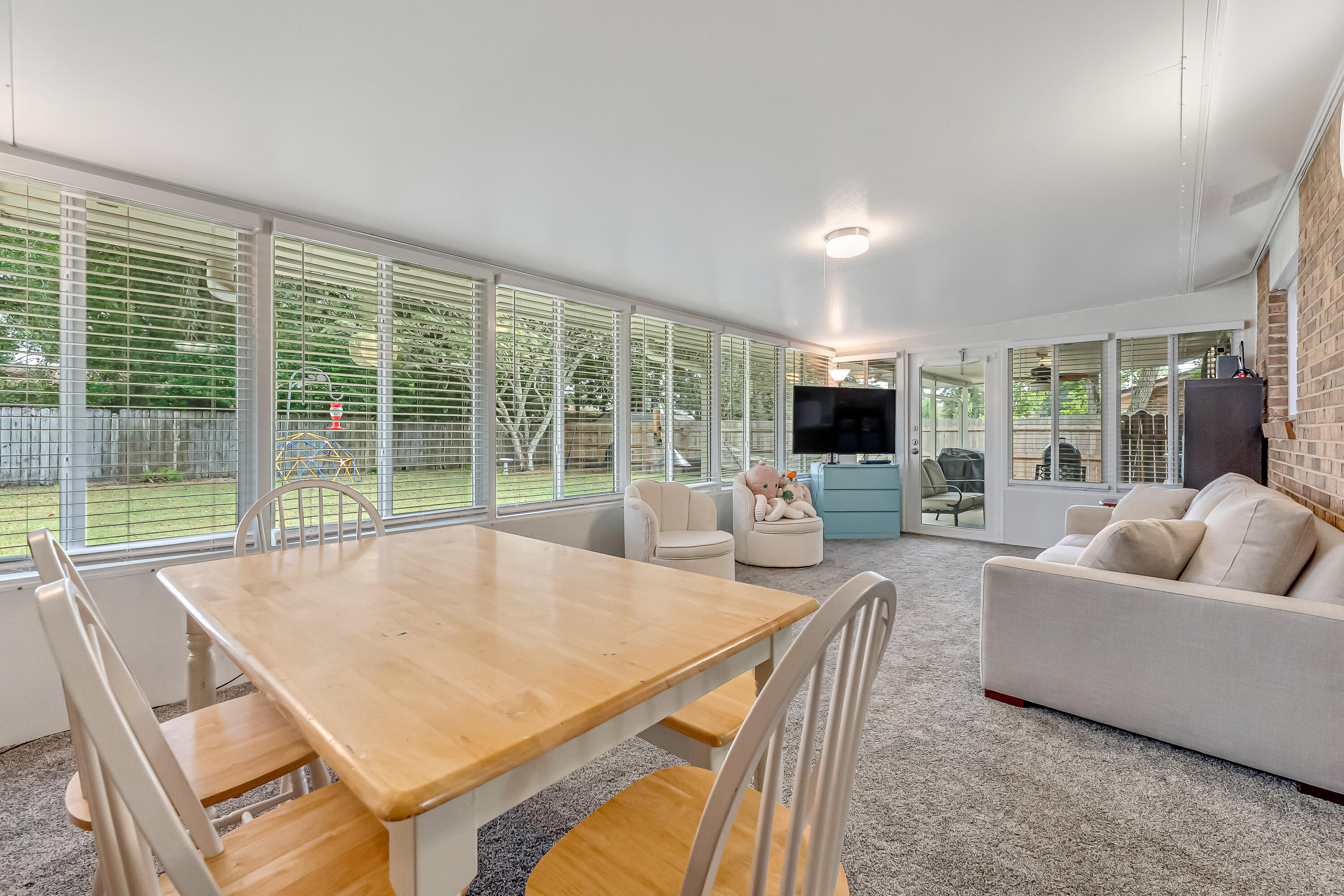 1811 Rattan Palm Drive Niceville, FL 32578 - Photo 23 of 57 1811 rattan palm dr-30