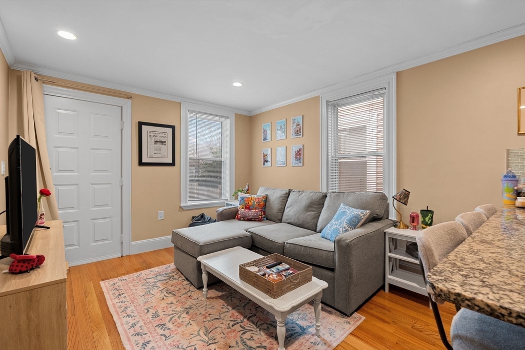 22 Chestnut Avenue Boston, MA 02130 - Photo 18 of 37