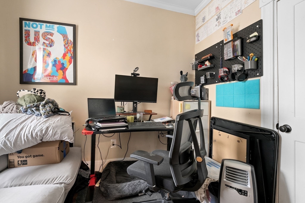 22 Chestnut Avenue Boston, MA 02130 - Photo 24 of 37