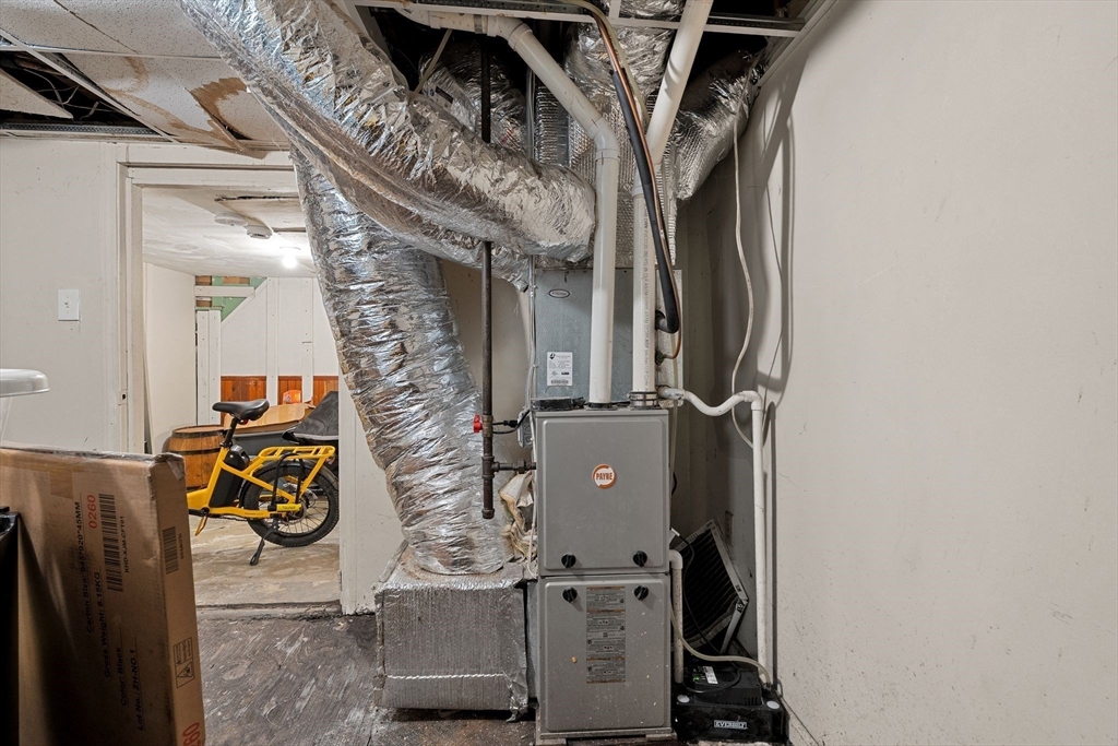 22 Chestnut Avenue Boston, MA 02130 - Photo 33 of 37