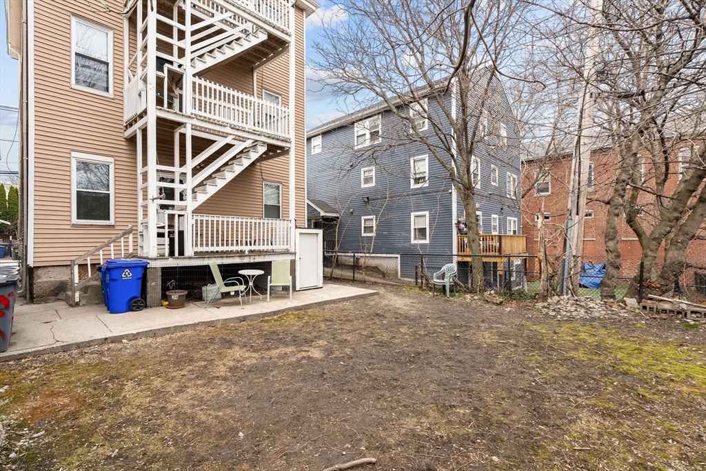 22 Chestnut Avenue Boston, MA 02130 - Photo 6 of 37