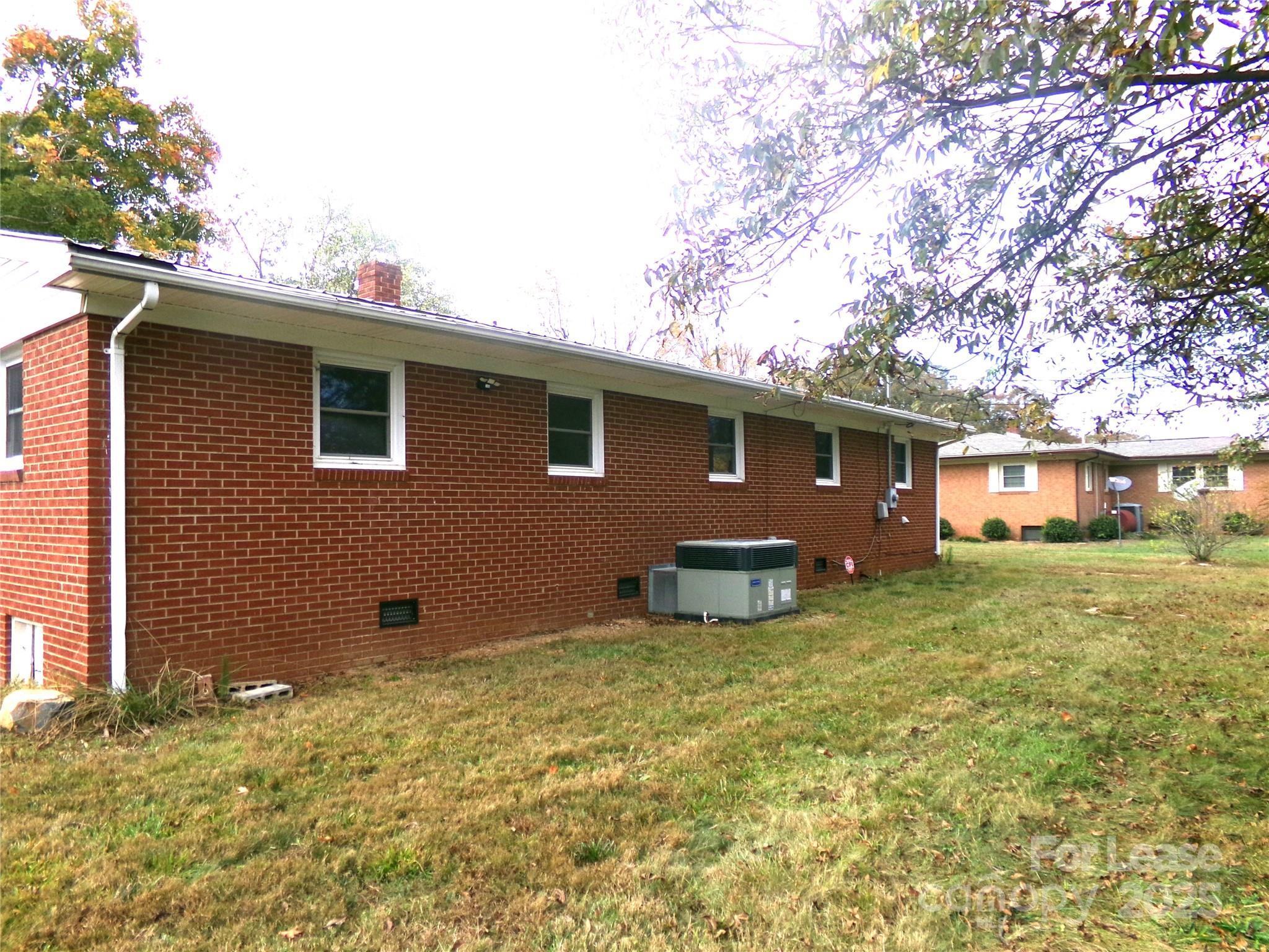 801 Anderson Road Albemarle, NC 28001 - Photo 21 of 23 a front view of house with yard