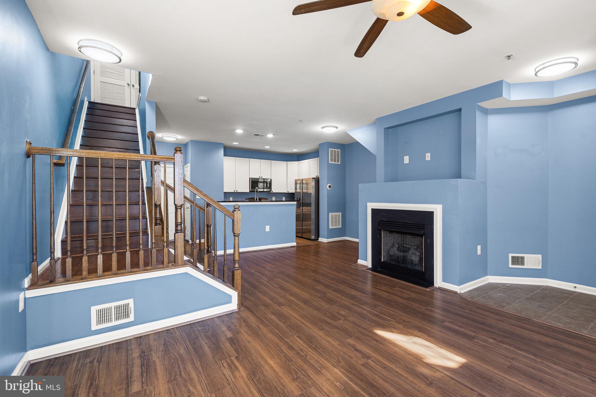 6022 Machen Road, Unit 179 Centreville, VA 20121 - Photo 9 of 25 Luxury Vinyl Plank Floors
