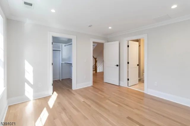 $3,850,000 | 2 Whitman Drive, Chatham, NJ 07928