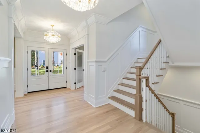 $3,850,000 | 2 Whitman Drive, Chatham, NJ 07928