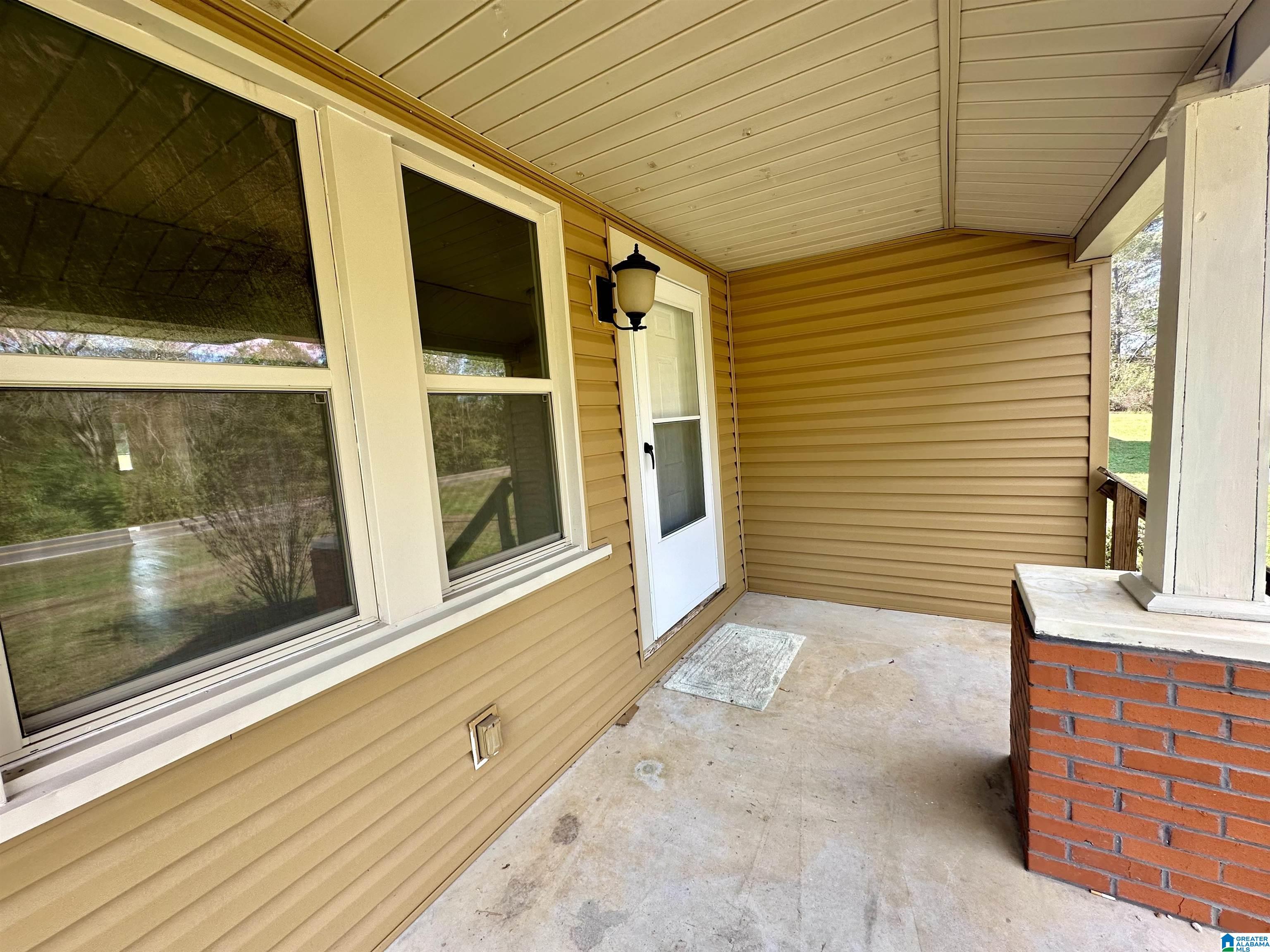 1525 Forest Glen Road Sylacauga, AL 35151 - Photo 4 of 21