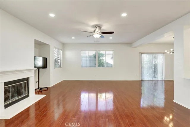 $1,728,000 | 27 Ohio, Irvine, CA 92606