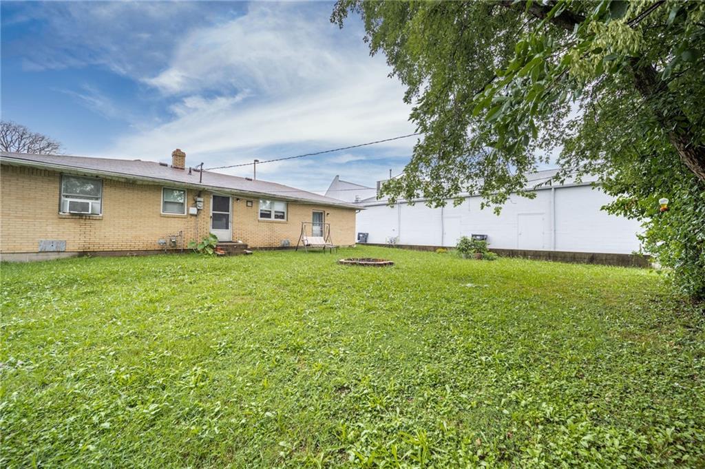 2208 East 5th Street Anderson, IN 46012 - Photo 4 of 17