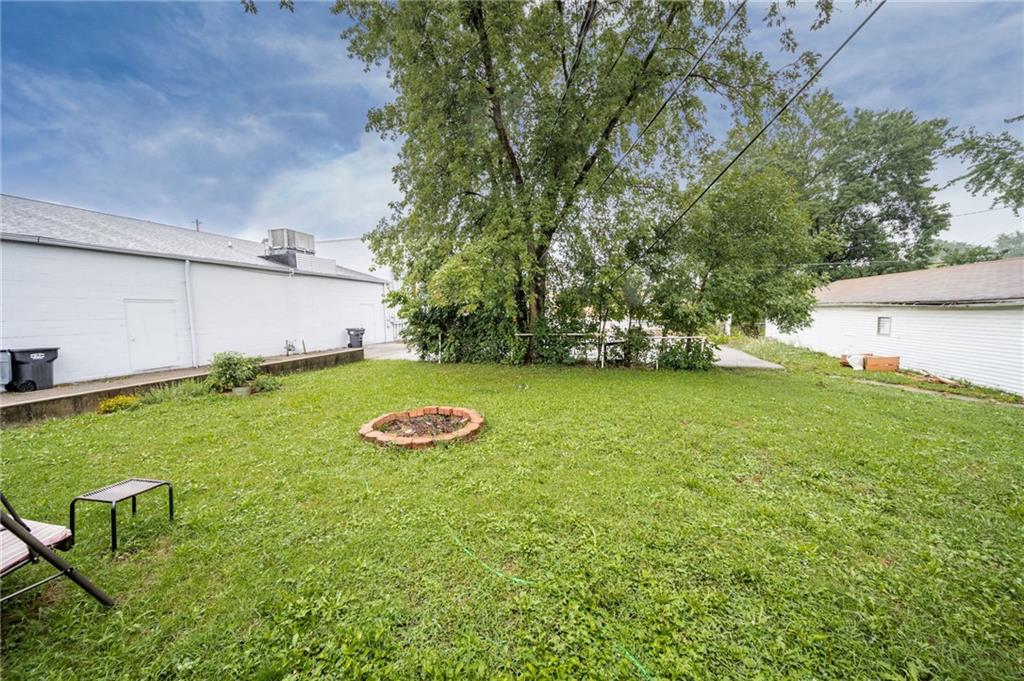 2208 East 5th Street Anderson, IN 46012 - Photo 5 of 17