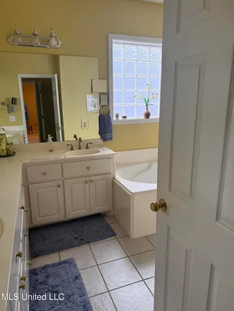 $364,900 | 719 Esplanade Drive, Ridgeland, MS 39157