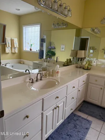 $364,900 | 719 Esplanade Drive, Ridgeland, MS 39157