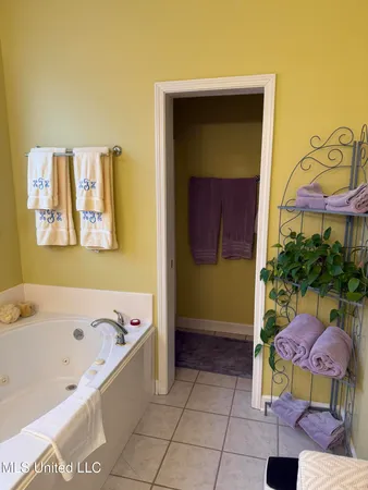 $364,900 | 719 Esplanade Drive, Ridgeland, MS 39157
