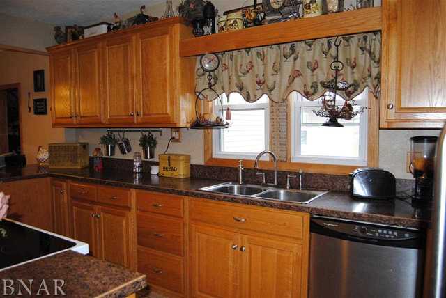758 Weldon Springs Road Maroa, IL 61756 - Photo 7 of 30