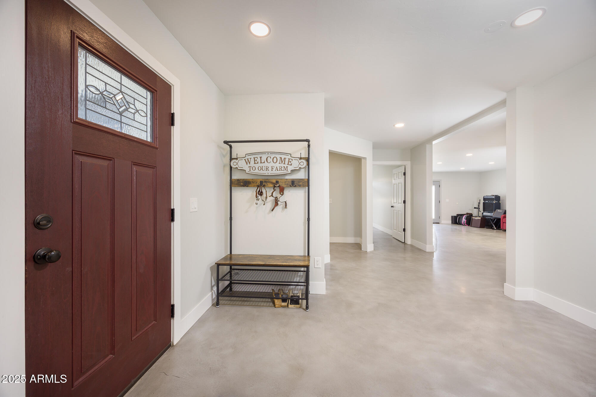 1302 West Coyote Trail Benson, AZ 85602 - Photo 17 of 57 a view of an empty room