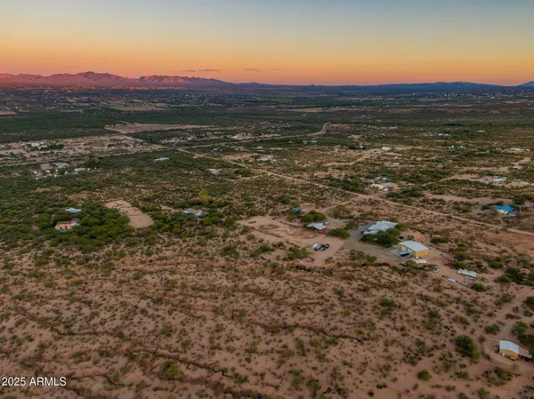 $1,299,000 | 1302 West Coyote Trail, Benson, AZ 85602