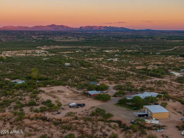$1,299,000 | 1302 West Coyote Trail, Benson, AZ 85602