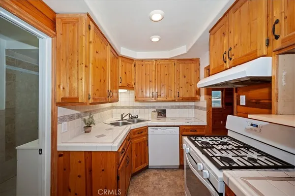 $227,000 | 23734 Shady Lane, Crestline, CA 92325