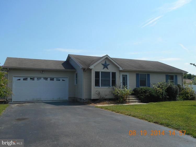6 7th Street Ridgely, MD 21660 - Photo 1 of 3 Exterior (Front)