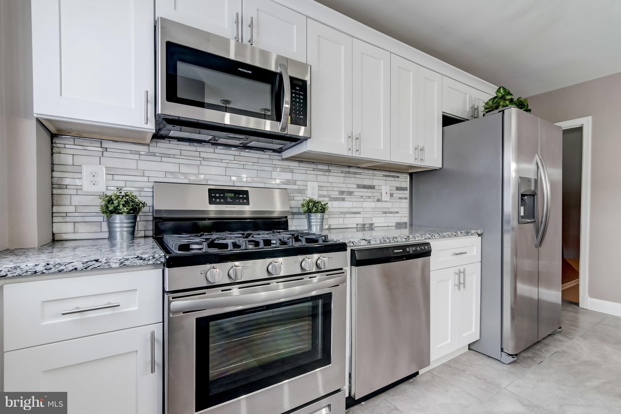 1668 Northbourne Road Baltimore, MD 21239 - Photo 13 of 30 Kitchen