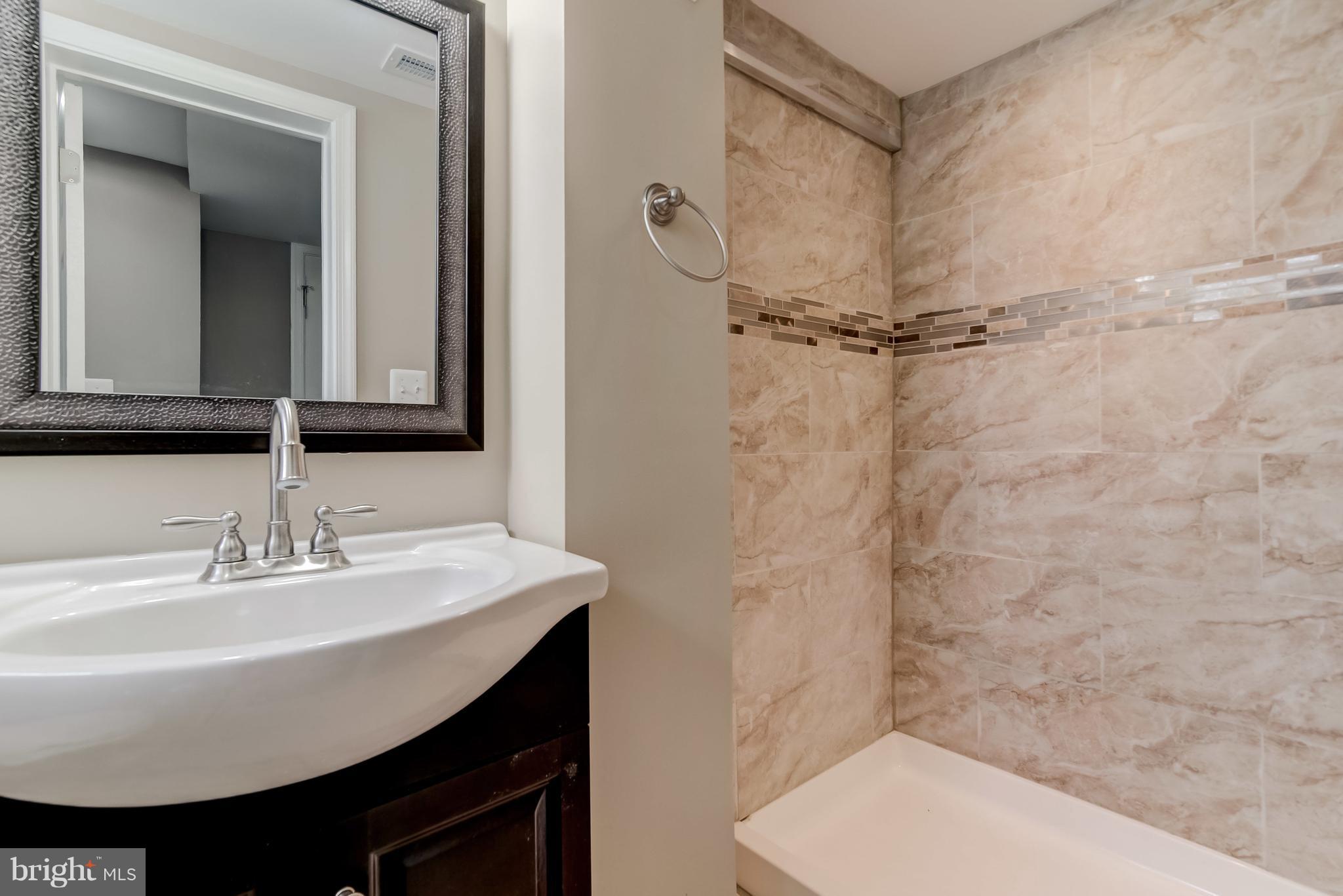 1668 Northbourne Road Baltimore, MD 21239 - Photo 23 of 30 Bath